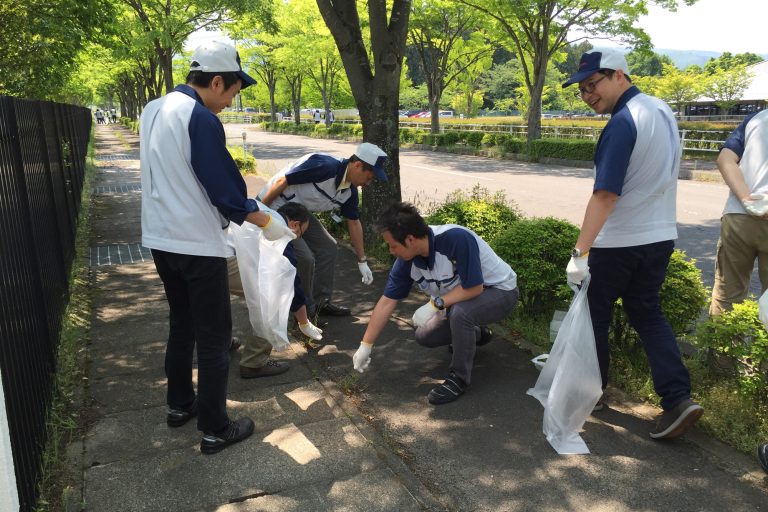 Activity example (Clean-up Activities in the Vicinity of Our Office)
